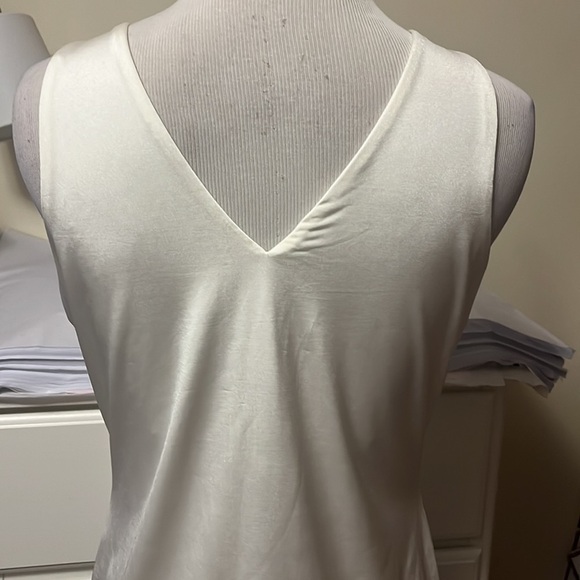 Cache white double layer V neck tank top with crystals and stone decoration - Picture 7 of 13